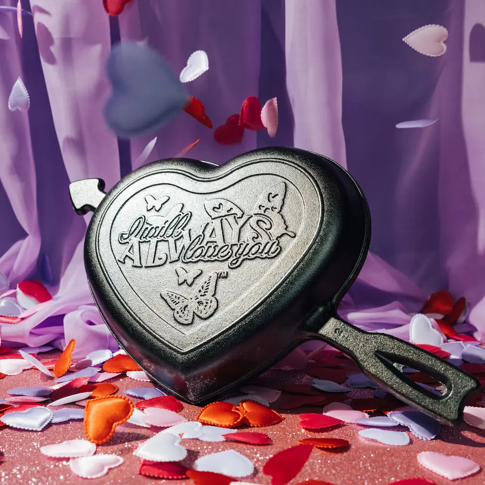 Dolly Parton Heart Skillet. I Will Always Love You - Lodge