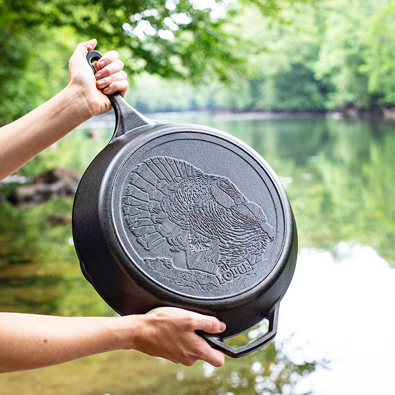 Wildlife Series? 13.25 Inch Cast Iron Turkey Skillet - Lodge